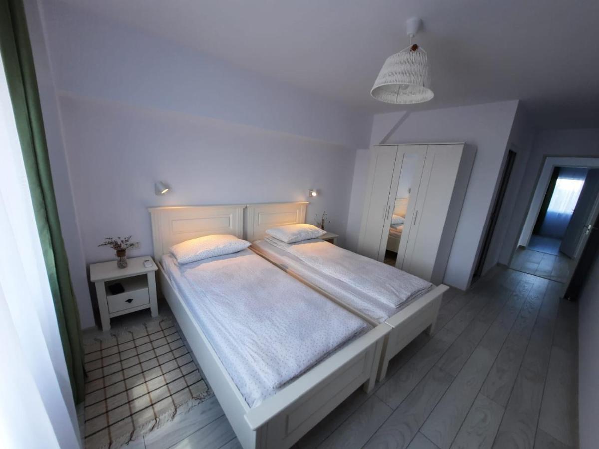 Casa Calin Ξενοδοχείο Crisan  Εξωτερικό φωτογραφία